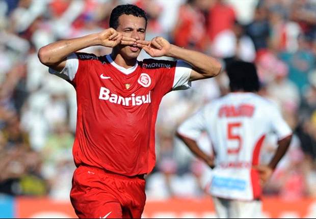 Leandro Damiao est suivi par l'OM