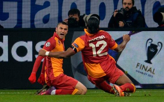 UEFA, Champions League, FC Schalke 04 vs. Galatasaray Istanbul, Burak Yilmaz, Didier Drogba