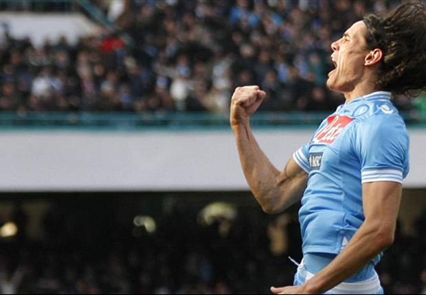 Transferts - Naples fixe le prix de Cavani
