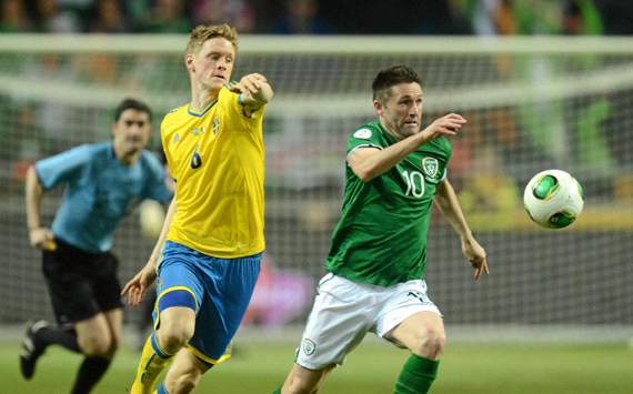 2014 FIFA World Cup Qualifier - Sweden v Republic of Ireland, Robbie Keane, Rasmus Elm