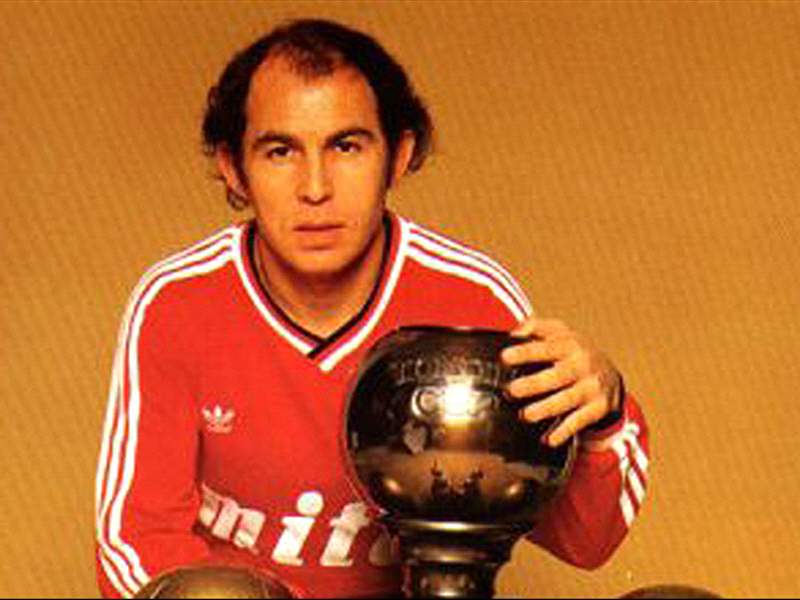 Ricardo Enrique Bochini, el máximo ídolo de Independiente, cumple 60