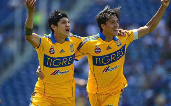 Lucas Lobos - Alan Pulido - Tigres