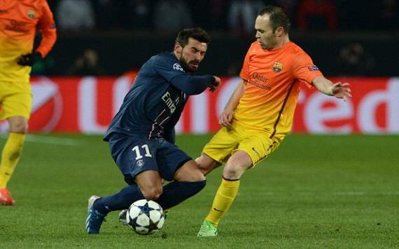 Andrés Iniesta, Ezequiel Lavezzi - PSG v Barcelona - UCL