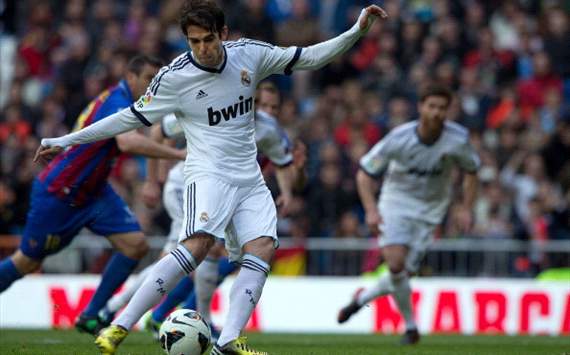 Kaká marca al Levante de penalti para Real Madrid