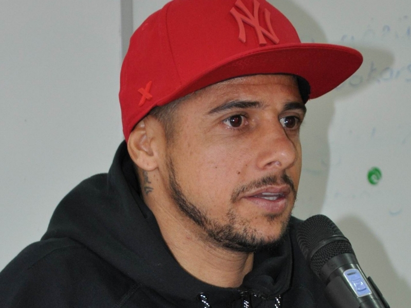 Cicinho scuote il Brasile: “Non è solo Neymar, impari a vincere senza”