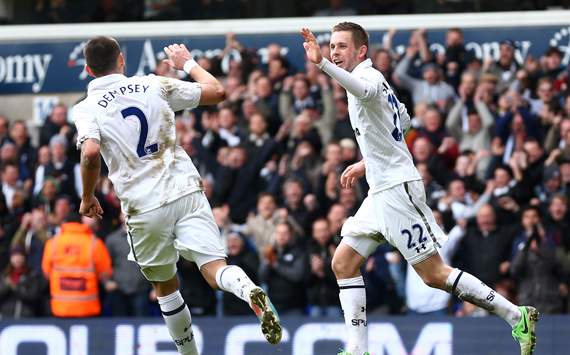 EPL - Tottenham Hotspur v Everton, Gylfi Sigurdsson and Clint Dempsey