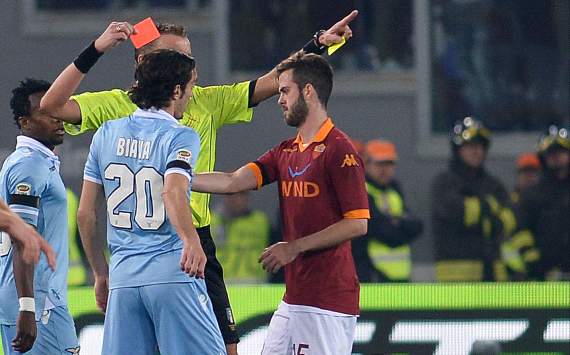 Giuseppe Biava red card - As Roma-Lazio