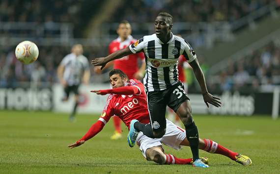 Europa League - Newcastle United and Benfica, Eduardo Salvio and Massadio Haidara