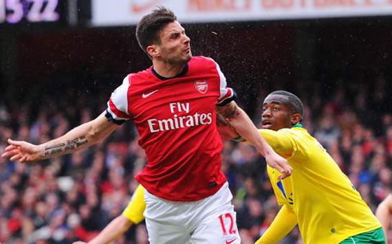 EPL - Arsenal v Norwich City, Olivier Giroud & Sebastien Bassong