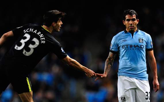Paul Scharner,Carlos Tevez