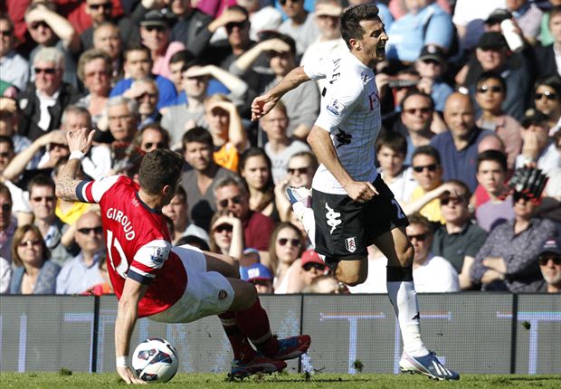 ANG - Arsenal fait appel pour le carton rouge de Giroud