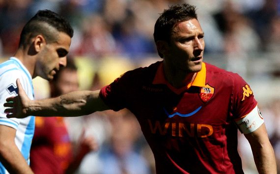 Mervan Celik, Francesco Totti - Roma-Pescara
