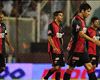 Sem receber salários, jogadores do Colón são despejados de suas casas na Argentina