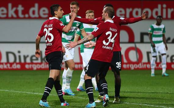 Hannover 96 jubelt gegen Greuther Fürth