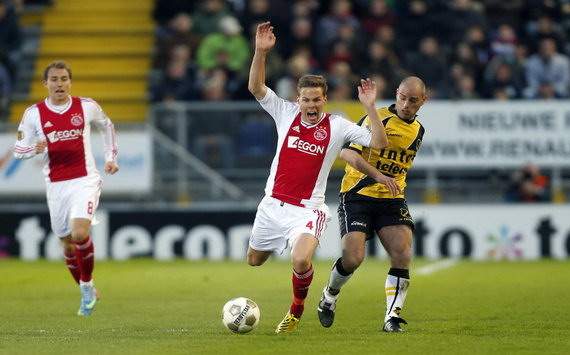 NAC - Ajax, Niklas Moisander vs. Anthony Lurling