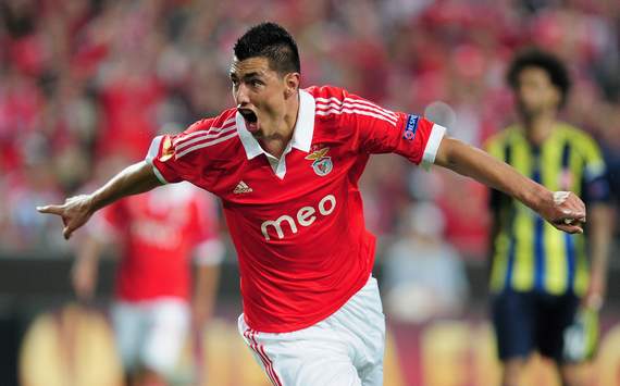 Oscar Cardozo - Benfica vs Fenerbahce
