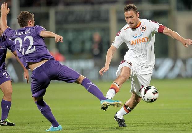 Ljajic e Totti in Fiorentina-Roma (Serie A)