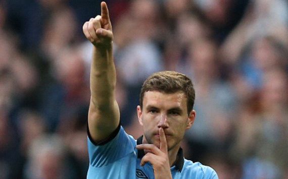 dzeko celebrates manchester city