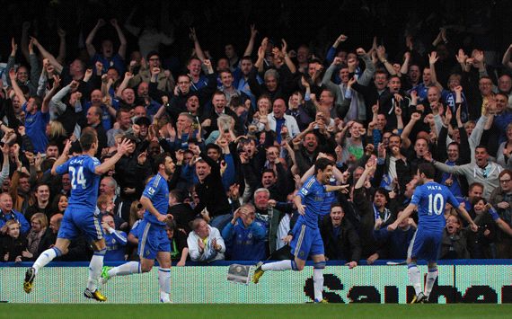 EPL - Chelsea v Tottenham Hotspur, Oscar, Juan Mata
