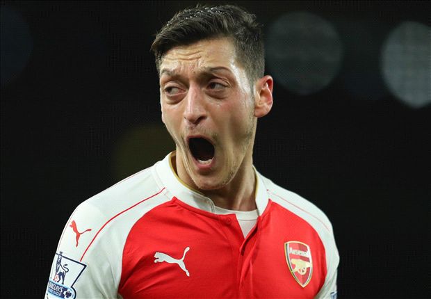 Arsenal's Ozil urges Wenger to spend big