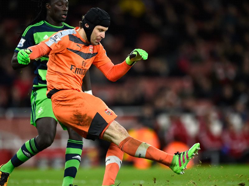 Cech out for up to four weeks with calf injury