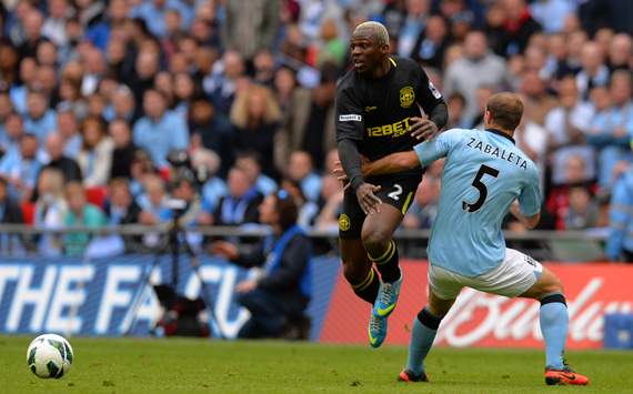FA Cup Final - Manchester City v Wigan Athletic, Pablo Zabaleta (R), Arouna Kone (L)