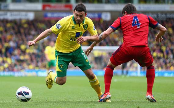 EPL - Norwich City v West Bromwich, Goran Popov & Robert Snodgrass