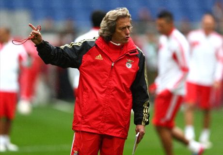 Benfica-coach Jesus maand geschorst