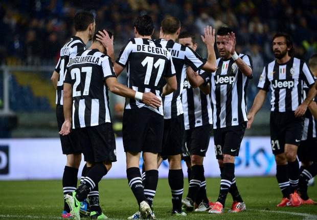 Juventus celebrating (Serie A)