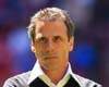 Zola: Italy favourites against fearful England