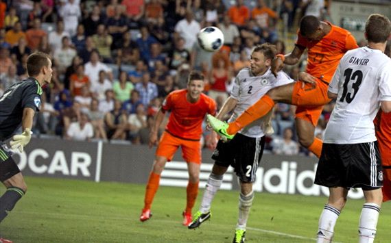 Leroy Fer: Netherland vs Germany