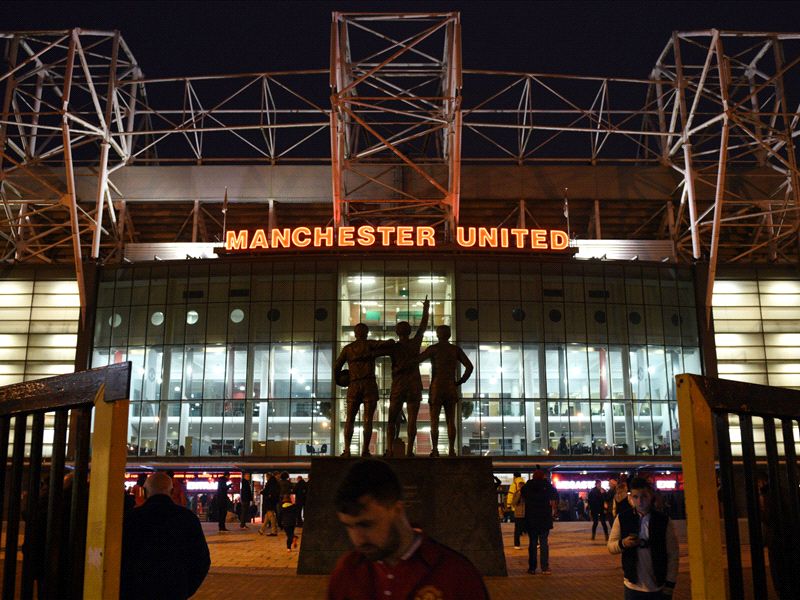 Lights go out on Man Utd at Old Trafford