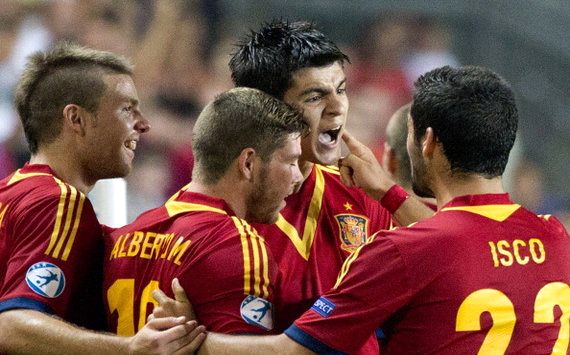 Spain celebrates against Germany