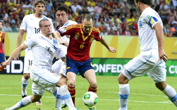 España , Uruguay