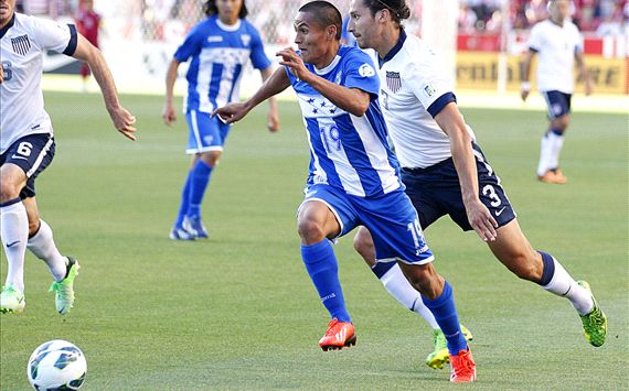 Omar Gonzalez, Andy Najar; USA - Honduras