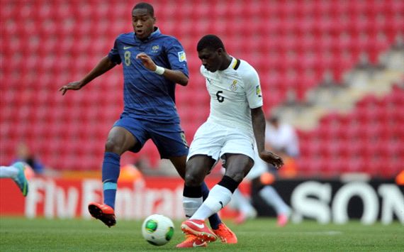 France's Geoffrey Kondogbia vies with Ghana's Joseph Duncan