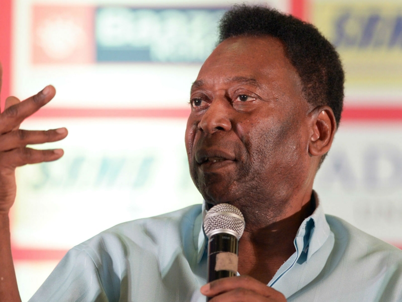 Pele suing Samsung for $30m over 'lookalike' ad