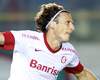 Após defender o Uruguai, Forlán volta aos treinos no Internacional