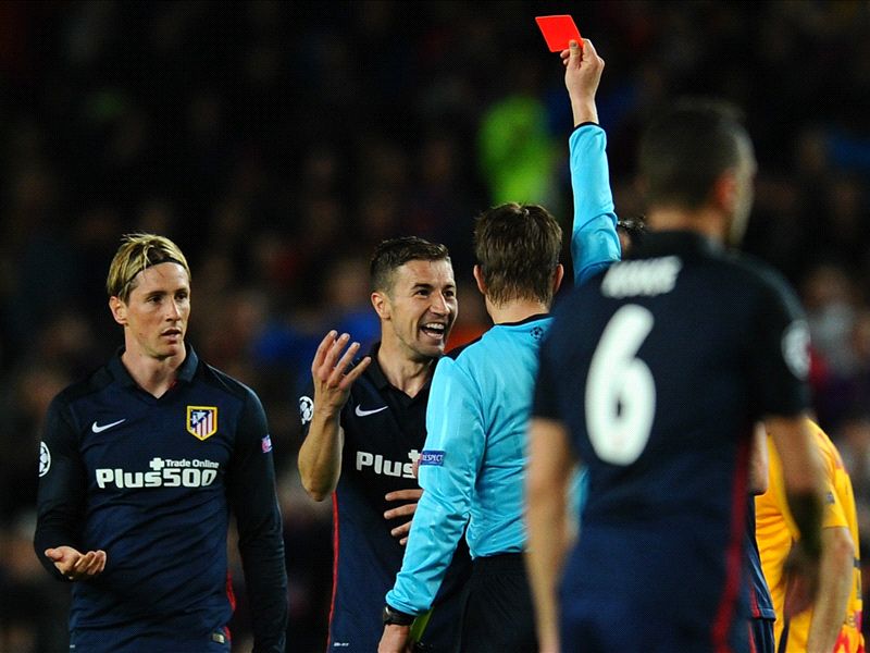 Torres sees red after extending Barcelona goal streak