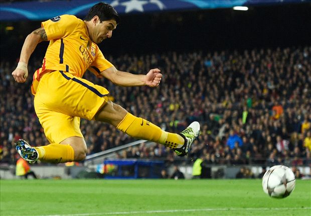 Sneaky Suarez turns tie in Barca's favour - but he shouldn't have been on the pitch