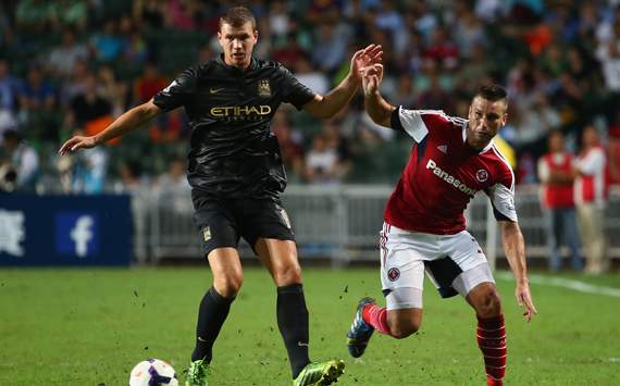 Edin Dzeko - Joe Bertoti Padilha, Manchester City v South China