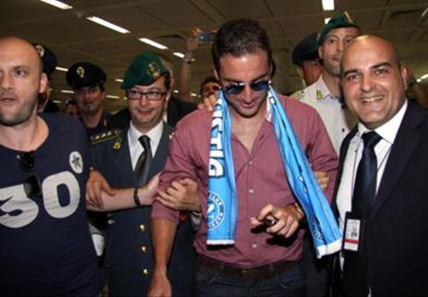 Higuain débarque en Italie