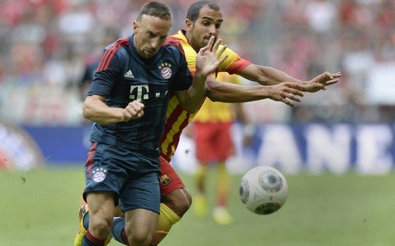 Franck Ribéry vs Martin Montoya (Barcelona vs Bayern)