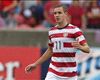 Stuart Holden sidelined 6-9 months after knee surgery