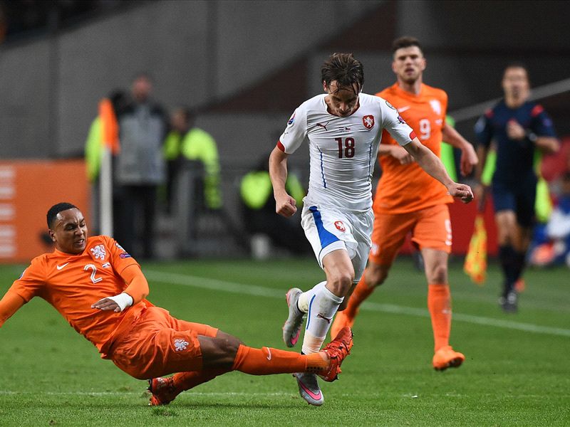 RUMOURS: Man Utd battle Juventus for young Dutch star