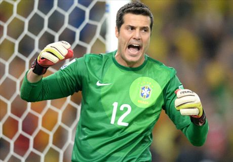 Brazilian goalkeeper Julio Cesar joins Toronto FC