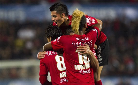 Xolos celebra un gol