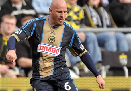 Philadelphia 3-1 New York: Casey stars