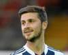 West Bromwich Albion Senang Shane Long Bertahan