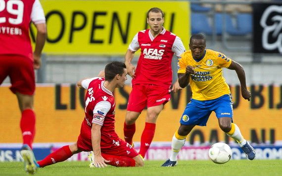 Romeo Castelen, RKC Waalwijk - AZ